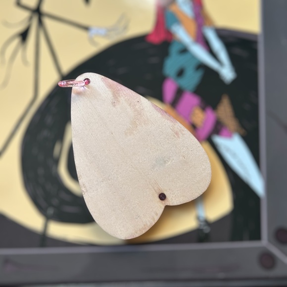 Handmade Resin & Wood Planchette Ornament – Real Dried Flower Inside 🌸 - Picture 4 of 7